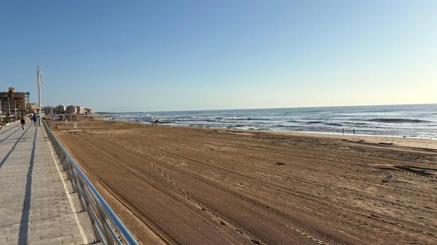 Apartamento de 71m² en Torrevieja, España No. 241 № 14