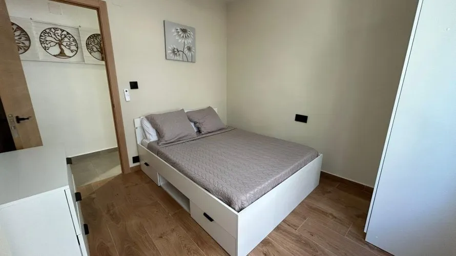 Apartamento de 3 dormitorios en Torrevieja, España No. 233 № 17