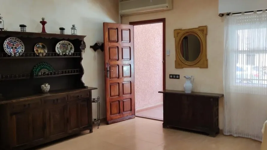 Сasa de 3 dormitorios en Torrevieja, España No. 152 № 2