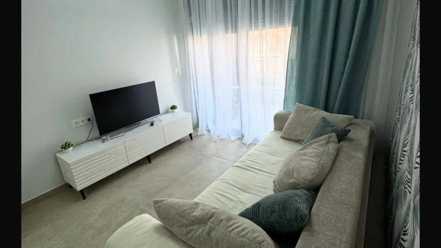 Apartamento de 1 dormitorio en Torrevieja, España No. 231 № 5
