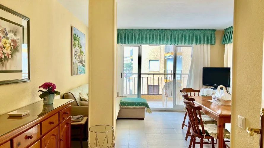 Apartamento de 3 dormitorios en Torrevieja, España No. 185 № 7