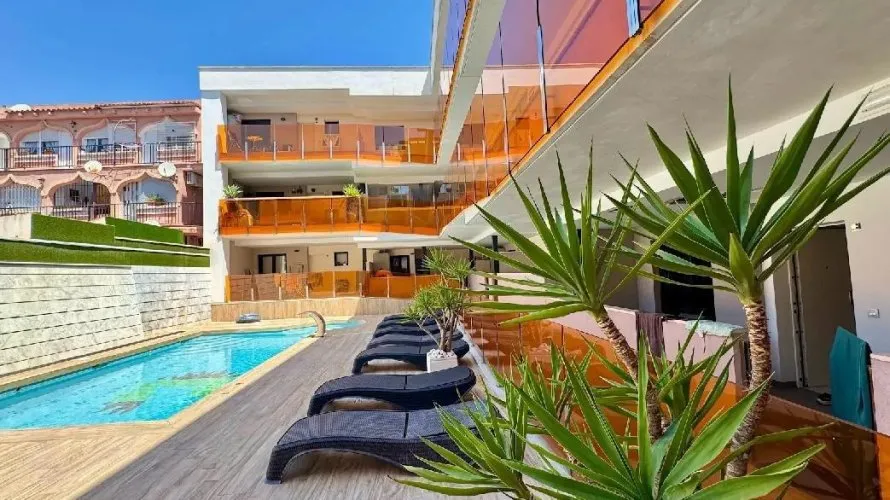 Apartamento de 2 dormitorios en Torrevieja, España No. 150 № 17