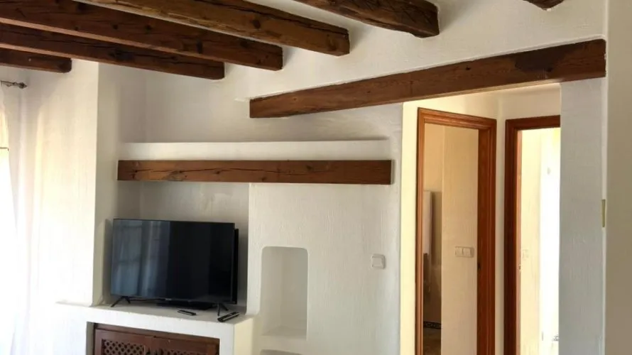 Apartamento de 2 dormitorios en Torrevieja, España No. 186 № 4