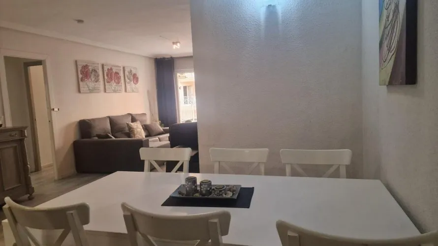Apartamento de 3 dormitorios en Torrevieja, España No. 116 № 4