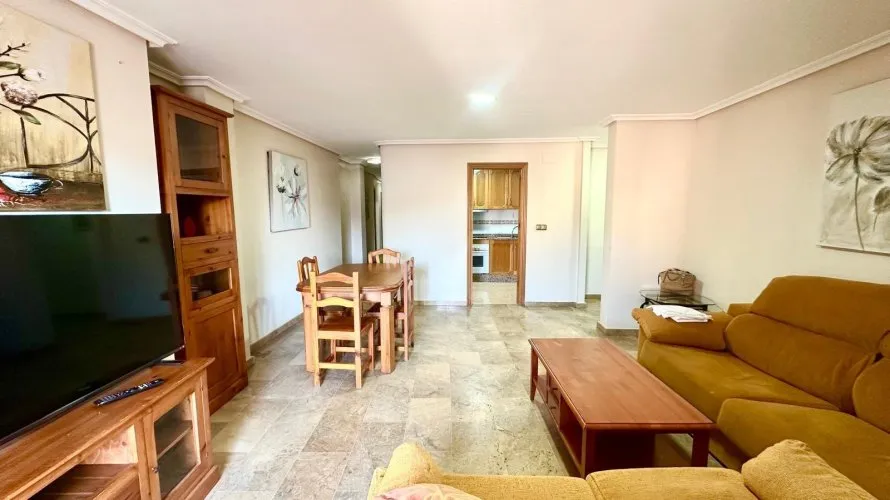 Apartamento de 3 dormitorios en Torrevieja, España No. 239 № 20