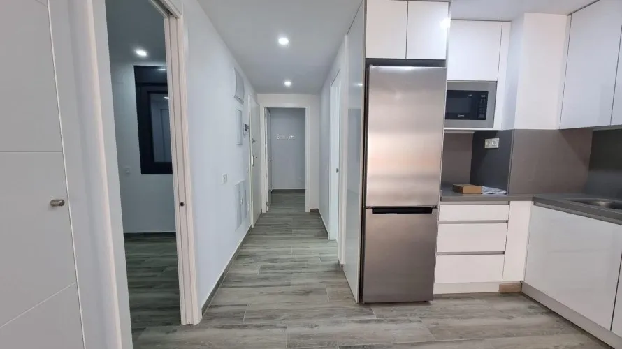Apartamento de 3 dormitorios en Torrevieja, España No. 59 № 6