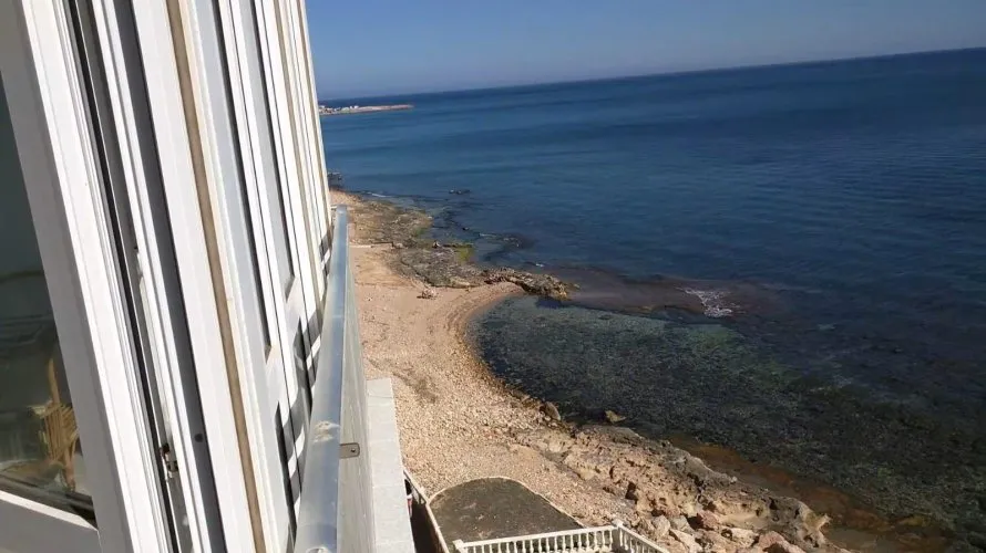 Apartamento de 4 dormitorios en Torrevieja, España No. 61 № 4