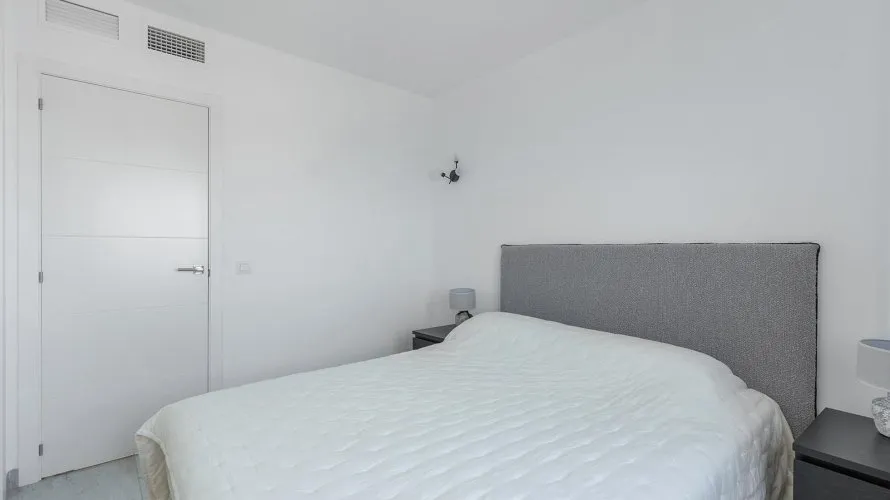 Ático de 3 dormitorios en Torrevieja, España No. 197 № 26