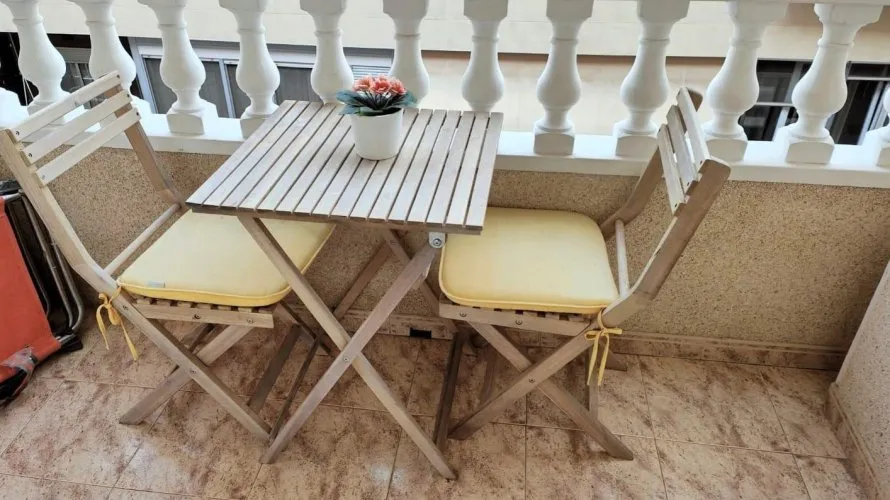 Apartamento de 2 dormitorios en Torrevieja, España No. 240 № 8