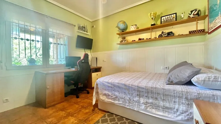 Villa de 3 dormitorios en Torrevieja, Spain No. 151 № 3