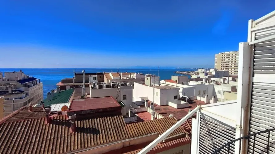 Ático de 1 dormitorio en Torrevieja, Spain No. 66 № 2