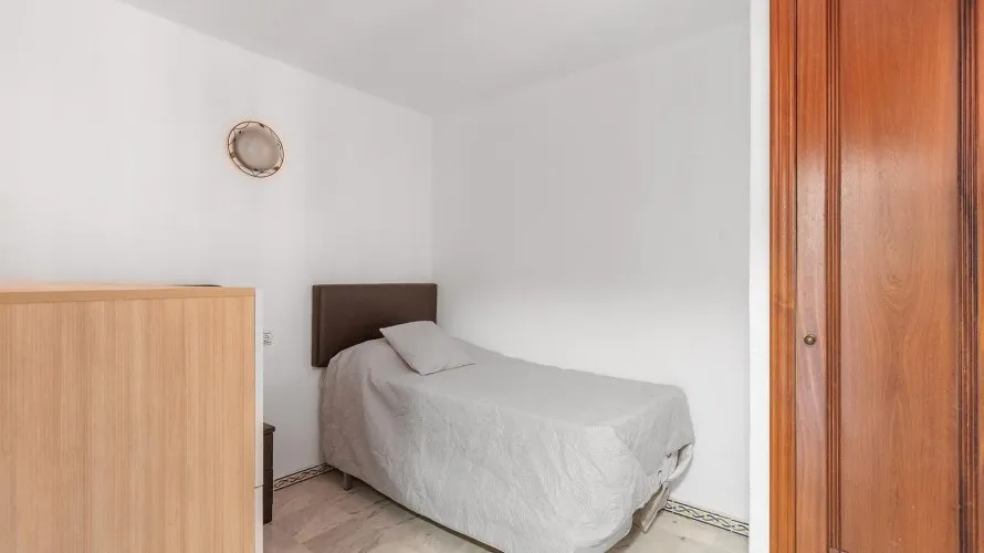 Apartamento de 2 dormitorios en Torrevieja, Spain No. 251 № 11