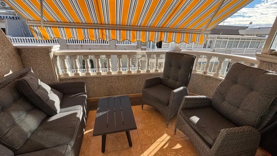 Apartamento de 1 dormitorio en Torrevieja, España No. 110 № 22