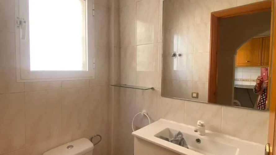 Сasa de 3 dormitorios en Torrevieja, España No. 242 № 20