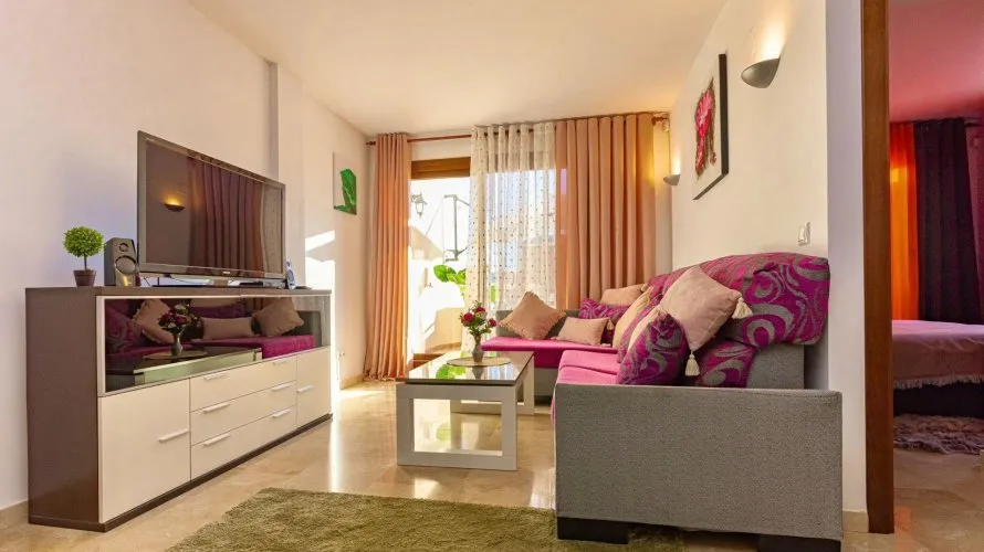 Apartamento de 2 dormitorios en Torrevieja, España No. 129 № 8