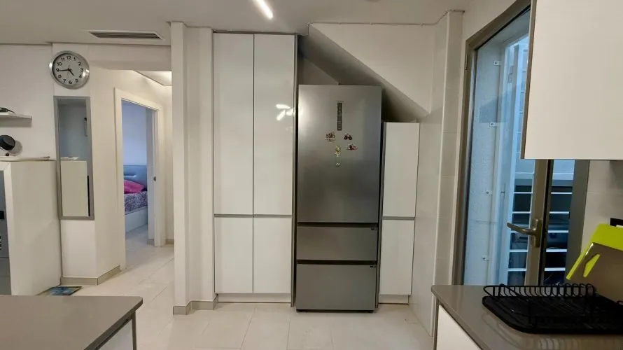 Apartamento de 3 dormitorios en Torrevieja, España No. 77 № 5