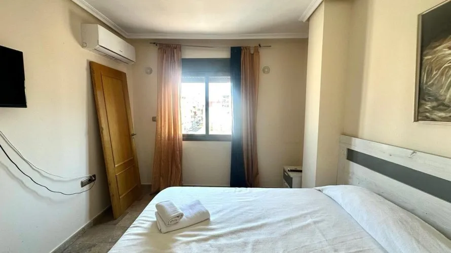 Apartamento de 4 dormitorios en Torrevieja, España No. 154 № 21