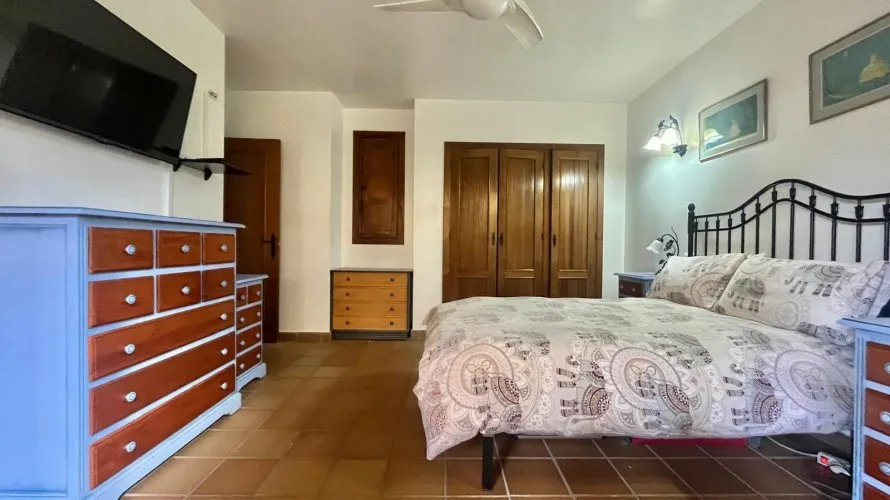 Bungalow de 2 dormitorios en Torrevieja, España No. 182 № 22