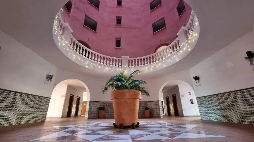 Apartamento de 2 dormitorios en Torrevieja, España No. 95 № 2