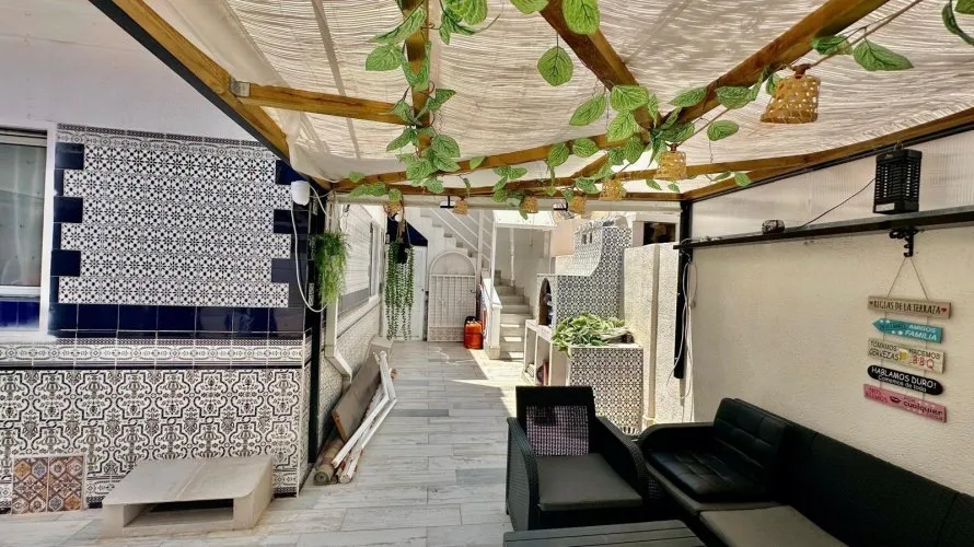Bungalow de 2 dormitorios en Torrevieja, España No. 74 № 9