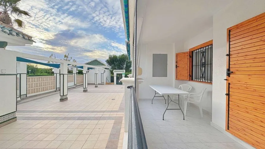 Apartamento de 1 dormitorio en Torrevieja, Spain No. 199 № 26