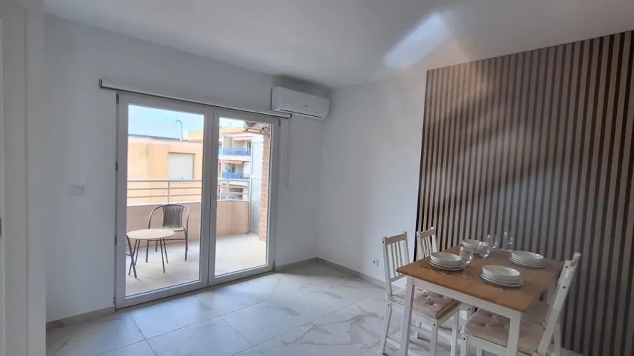 Apartamento de 1 dormitorio en Torrevieja, Spain No. 211 № 3