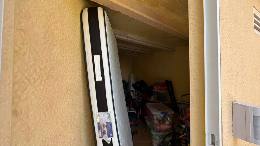 Apartamento de 4 dormitorios en Torrevieja, España No. 235 № 19