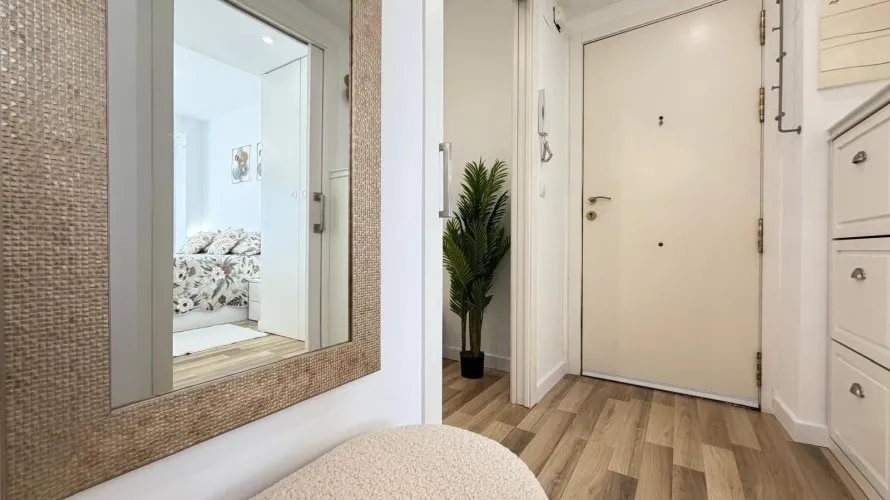 Apartamento de 3 dormitorios en Torrevieja, España No. 210 № 1