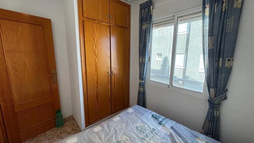 Apartamento de 1 dormitorio en Torrevieja, Spain No. 106 № 14