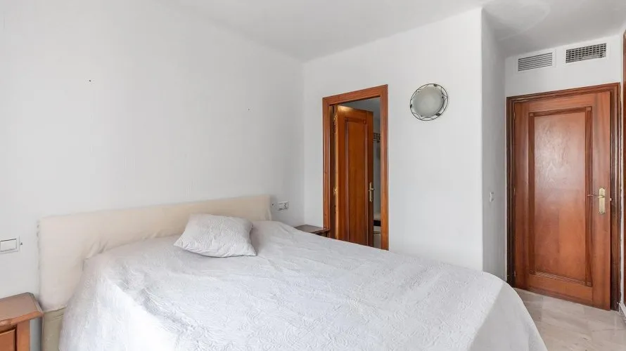 Apartamento de 2 dormitorios en Torrevieja, Spain No. 251 № 21