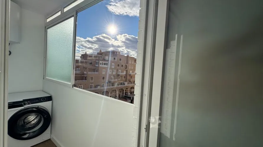Ático de 2 dormitorios en Torrevieja, España No. 180 № 19