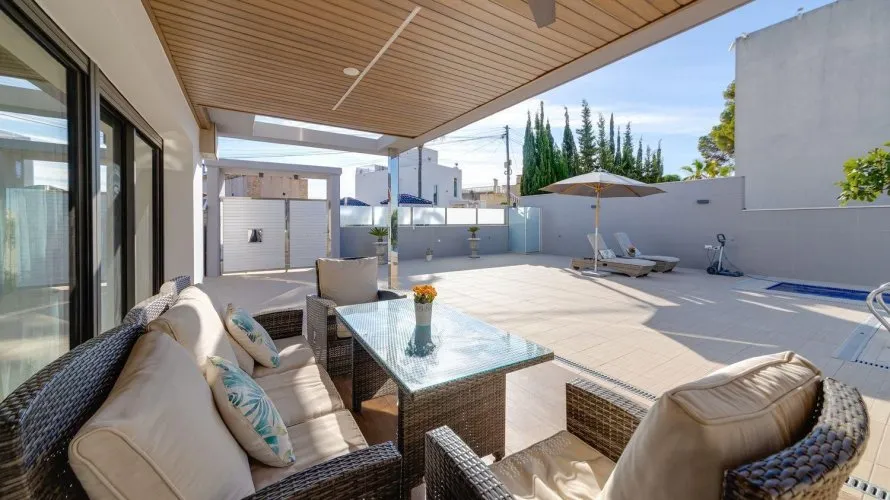 Villa de 461m² en Torrevieja, España No. 179 № 27