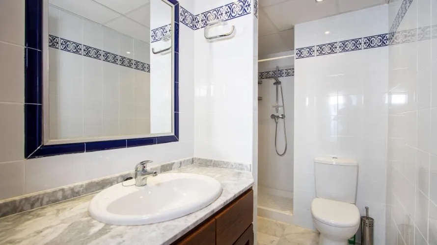 Apartamento de 3 dormitorios en Torrevieja, España No. 109 № 7