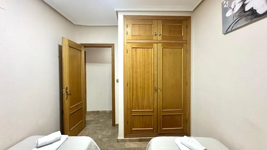 Apartamento de 3 dormitorios en Torrevieja, España No. 239 № 5