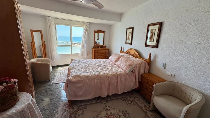 Apartamento de 3 dormitorios en Torrevieja, España No. 157 № 17