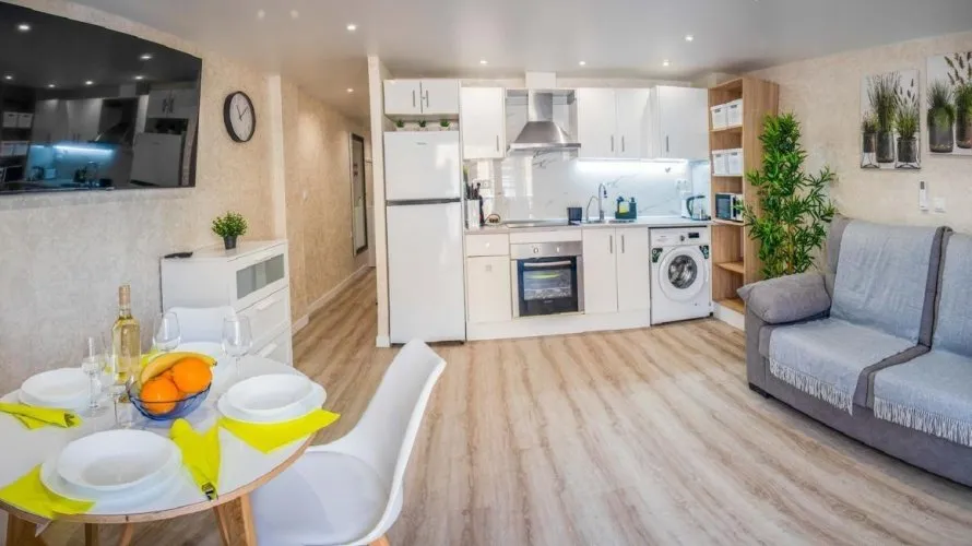 Apartamento de 1 dormitorio en Torrevieja, Spain No. 170 № 3