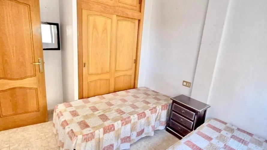 Сasa de 3 dormitorios en Torrevieja, España No. 202 № 10
