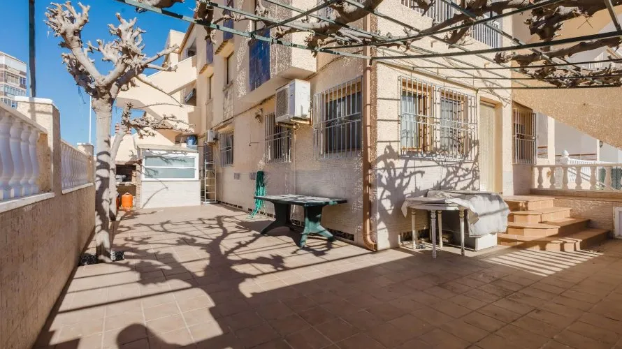 Bungalow de 75m² en Torrevieja, España No. 176