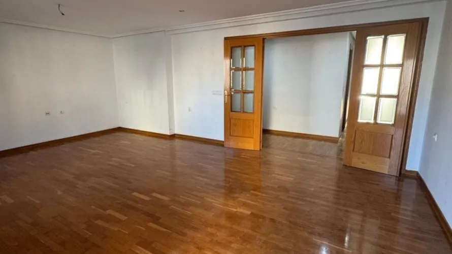 Apartamento de 3 dormitorios en Torrevieja, Spain No. 161 № 3