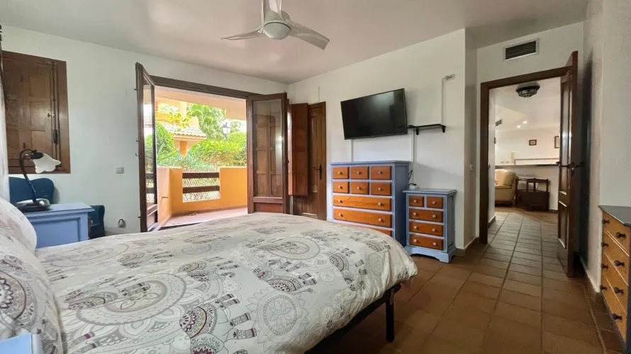 Bungalow de 2 dormitorios en Torrevieja, España No. 182 № 21