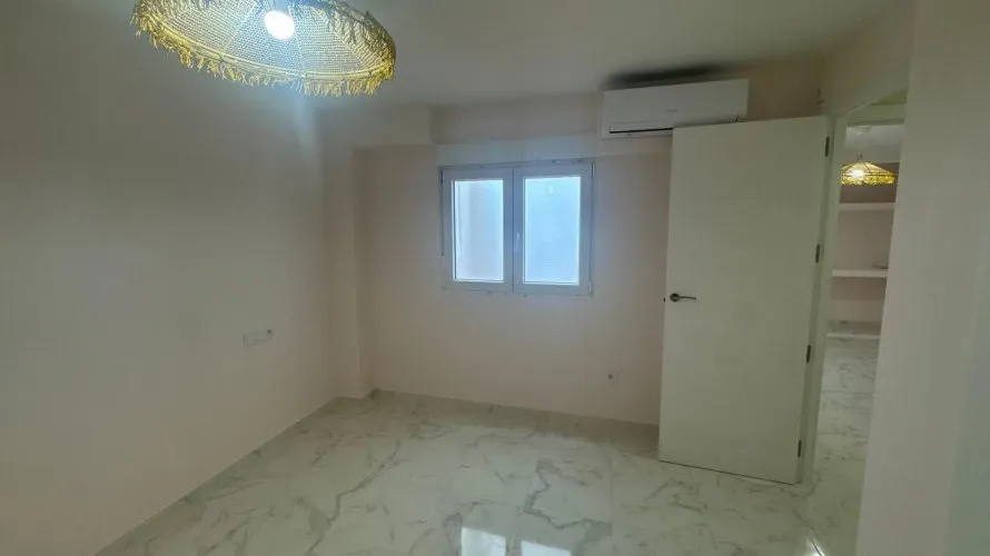 Apartamento de 111m² en Torrevieja, Spain No. 205 № 2