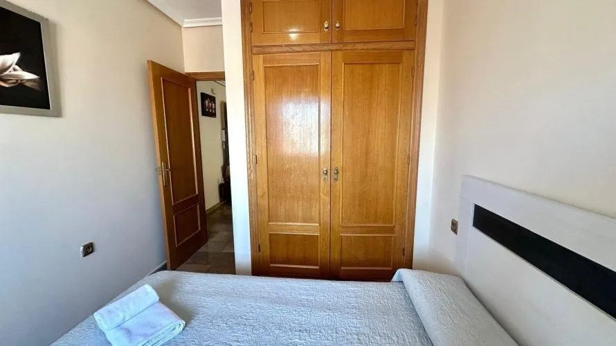 Apartamento de 4 dormitorios en Torrevieja, España No. 154 № 14