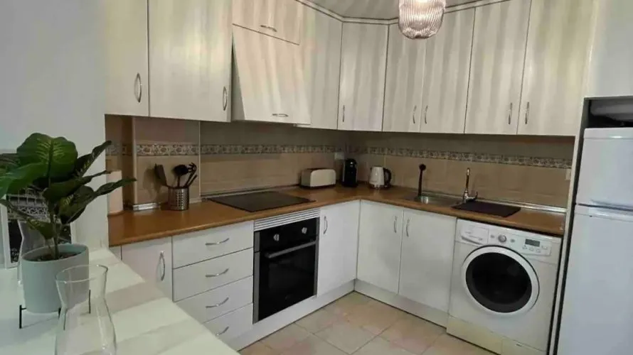 Apartamento de 2 dormitorios en Torrevieja, Spain No. 169 № 23