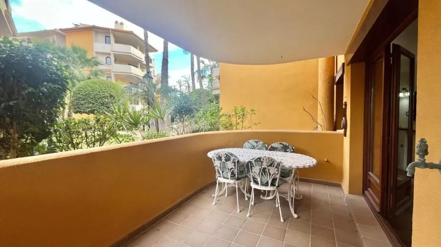 Bungalow de 2 dormitorios en Torrevieja, España No. 182 № 5