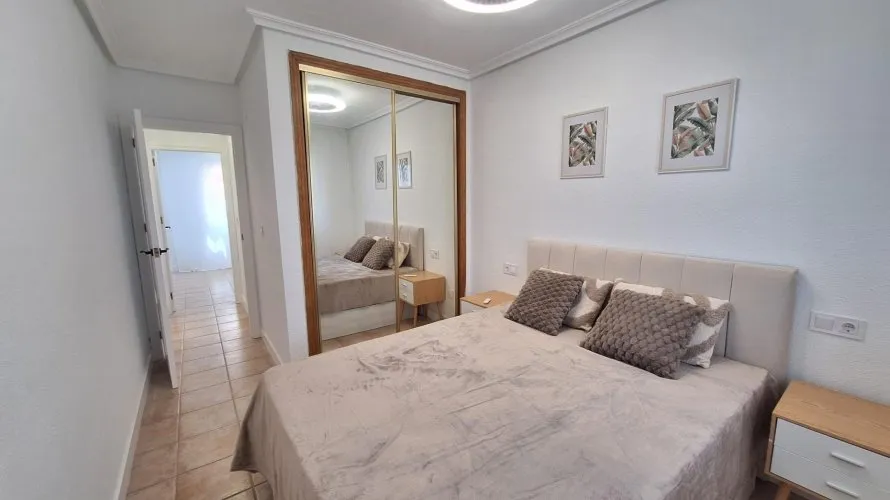Bungalow de 1 dormitorio en Torrevieja, España No. 249 № 9