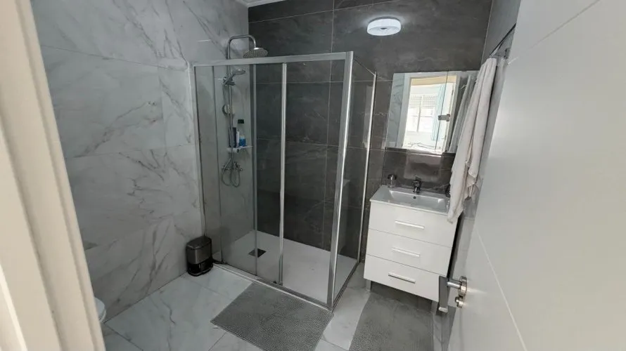 Apartamento de 3 dormitorios en Torrevieja, España No. 175 № 6