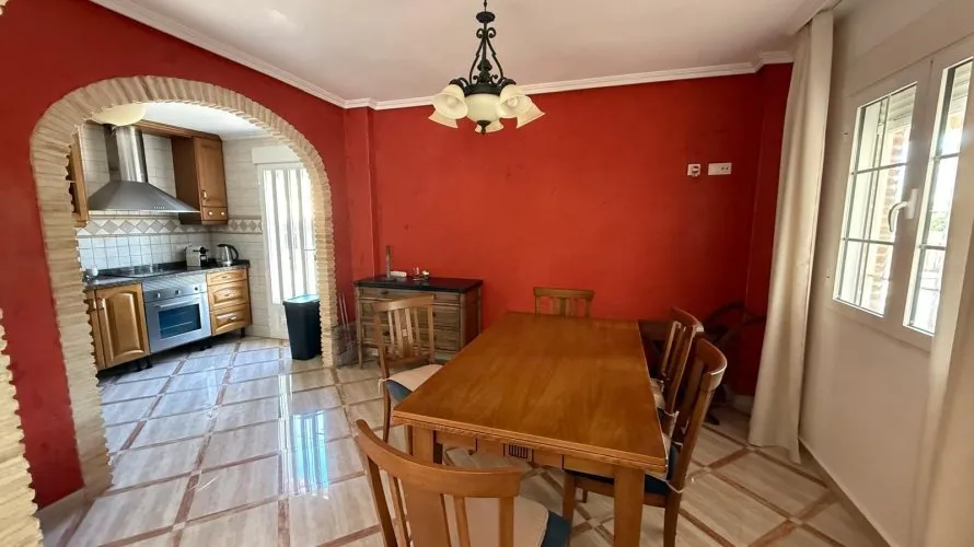Сasa de 3 dormitorios en Torrevieja, España No. 213 № 1