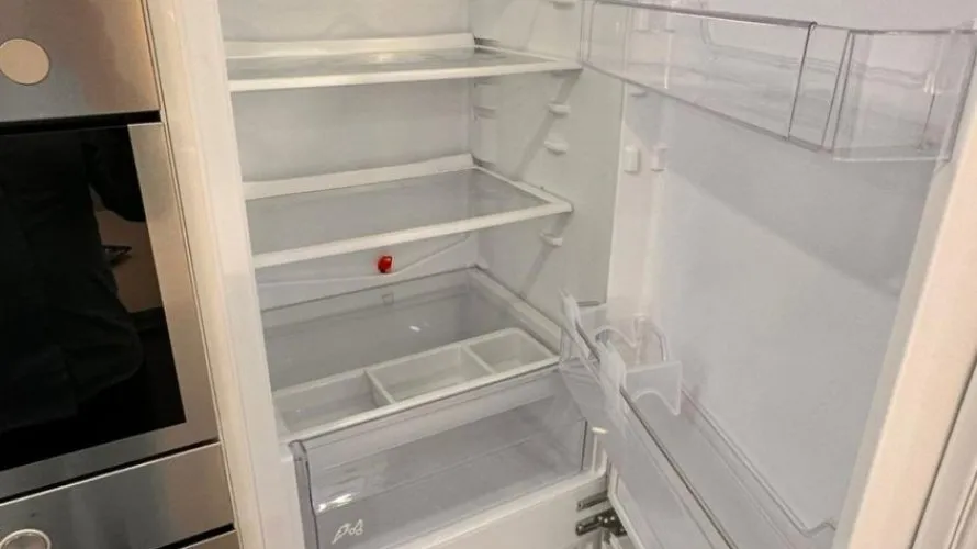 Apartamento de 3 dormitorios en Torrevieja, Spain No. 120 № 2