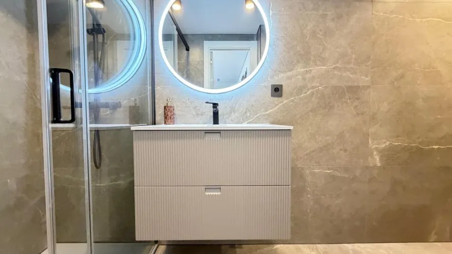 Apartamento de 3 dormitorios en Torrevieja, España No. 220 № 12