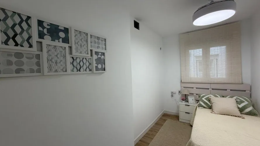 Apartamento de 3 dormitorios en Torrevieja, España No. 103 № 5